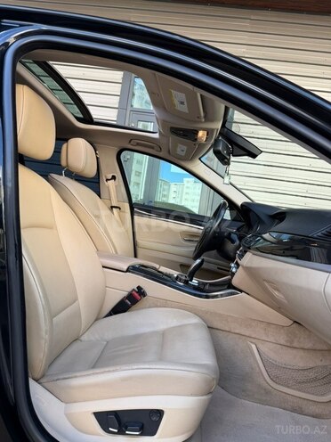BMW 528-12