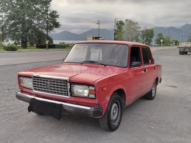 LADA (VAZ) 2107-2