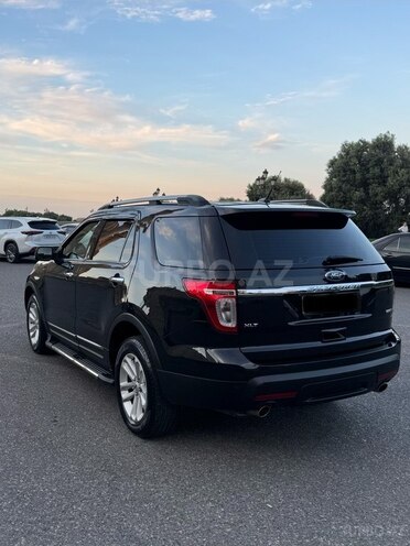 Ford Explorer-6