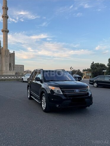 Ford Explorer-4