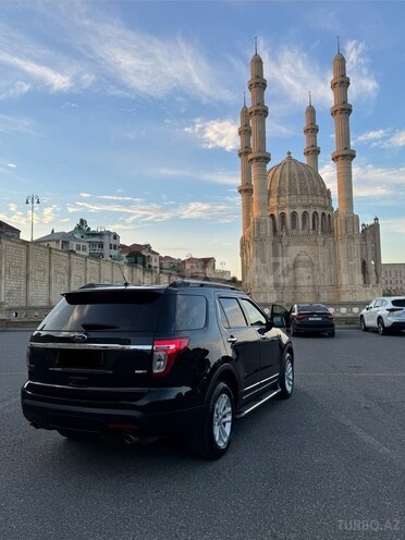 Ford Explorer-9