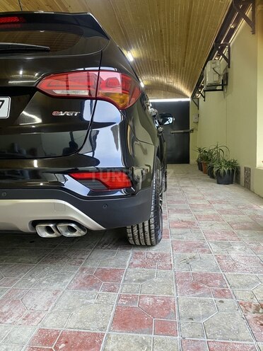 Hyundai Santa Fe-4