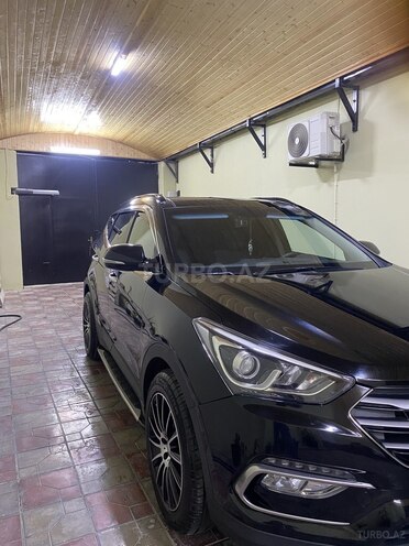 Hyundai Santa Fe-13
