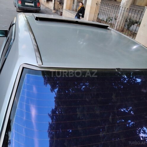 Mercedes 200 E-14