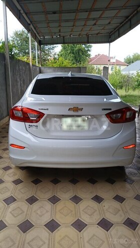 Chevrolet Cruze-2