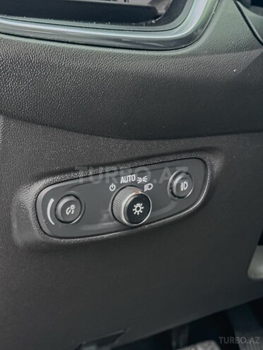 Chevrolet Equinox-18