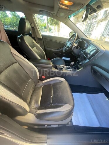 Kia Optima-13