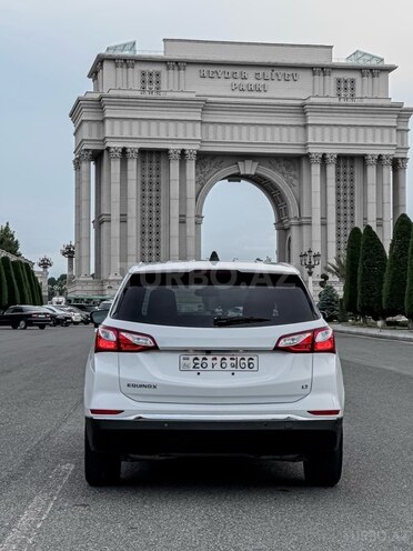 Chevrolet Equinox-4