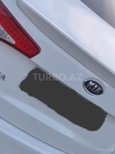 Kia Optima-3