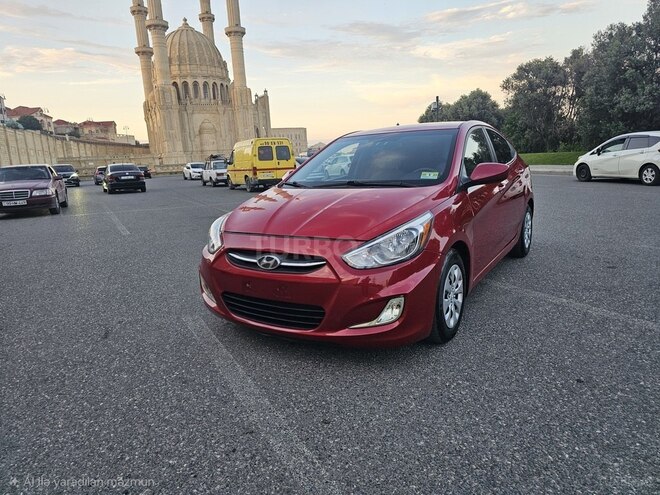 Hyundai Accent-10