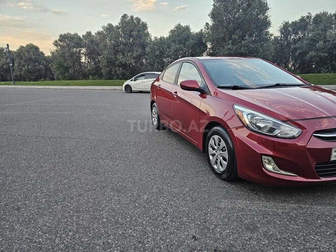 Hyundai Accent-8