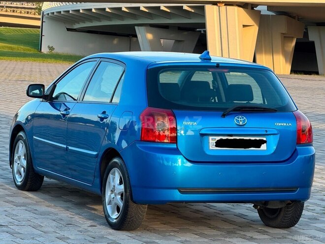 Toyota Corolla-6