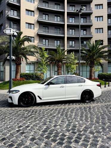 BMW 530-4