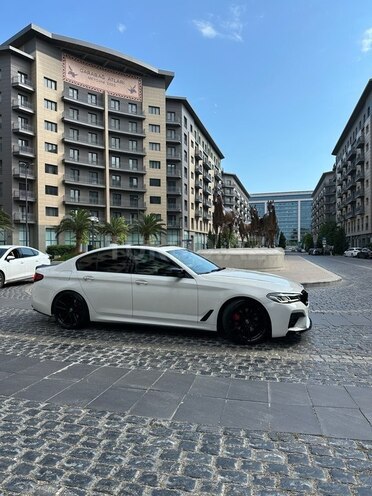 BMW 530-5