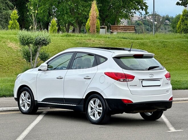 Hyundai ix35-8