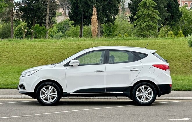 Hyundai ix35-10
