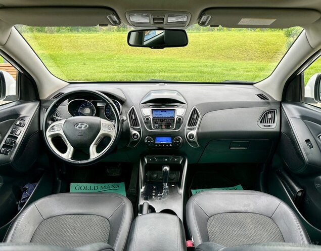Hyundai ix35-11