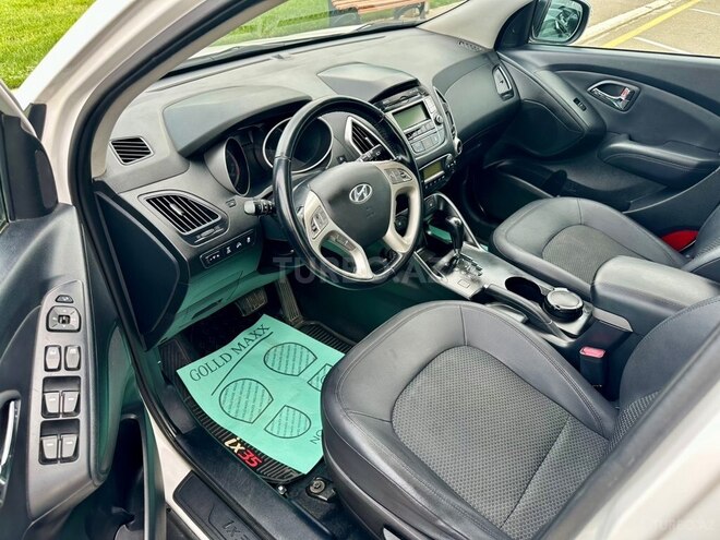 Hyundai ix35-13