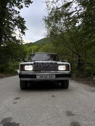 LADA (VAZ) 2107-1