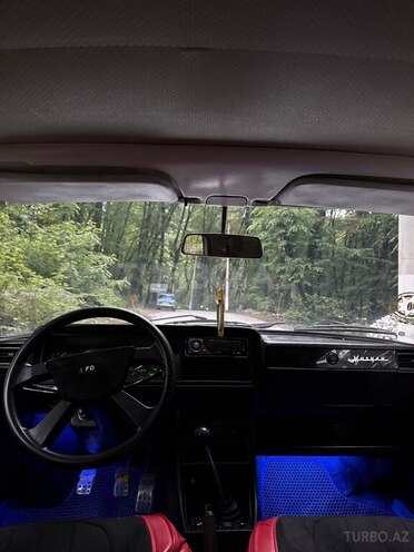 LADA (VAZ) 2107-8