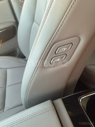 Kia Carnival-9