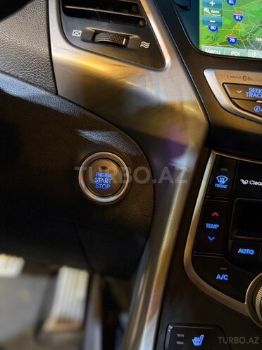Hyundai Avante-12