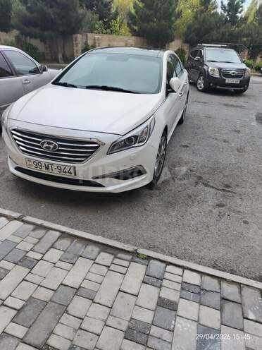 Hyundai Sonata-1