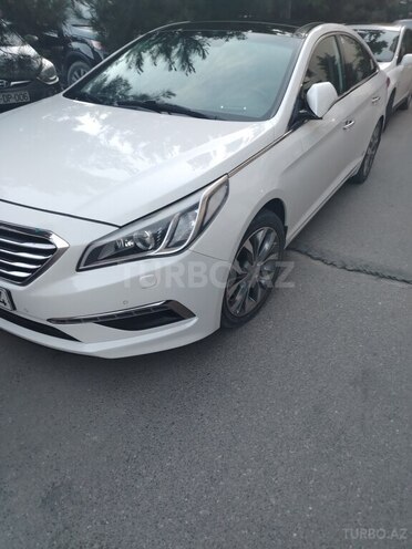 Hyundai Sonata-5