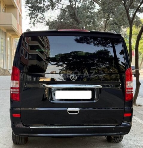 Mercedes Viano-3