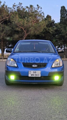 Kia Rio-1