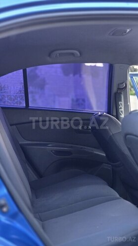 Kia Rio-13