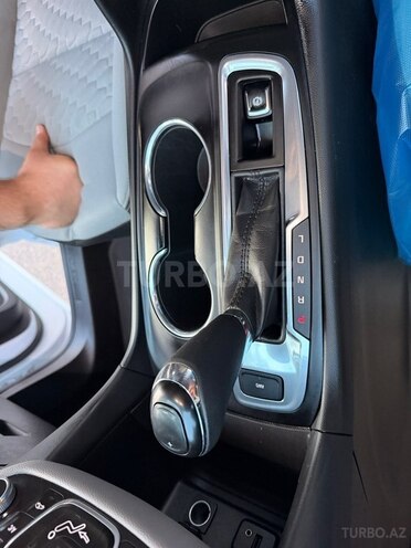 Chevrolet Equinox-20