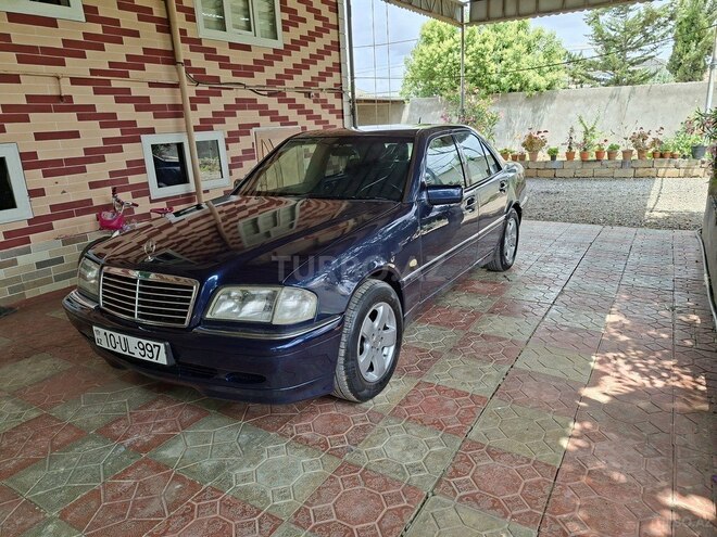 Mercedes C 240-3