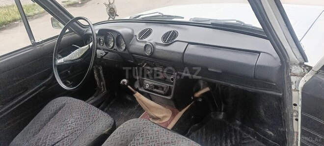 LADA (VAZ) 2106-7