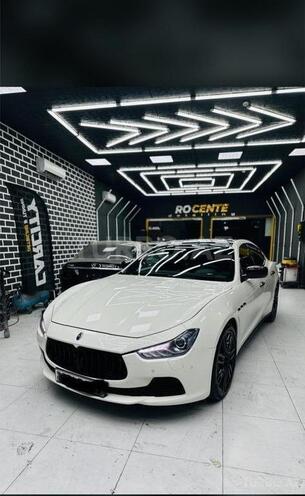 Maserati Ghibli-1