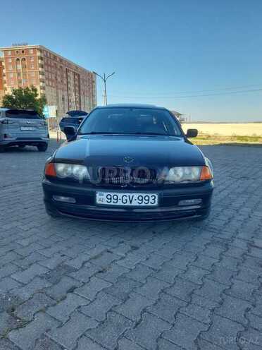 BMW 318-1