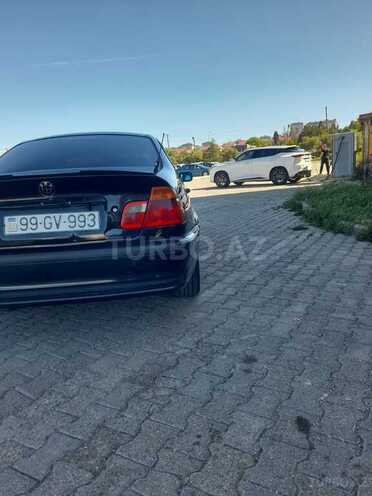 BMW 318-4