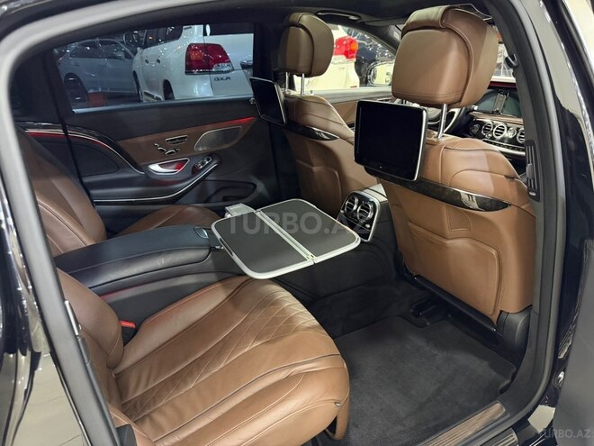 Mercedes-Maybach S 500-32