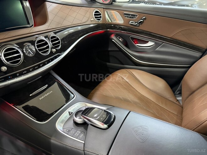 Mercedes-Maybach S 500-21