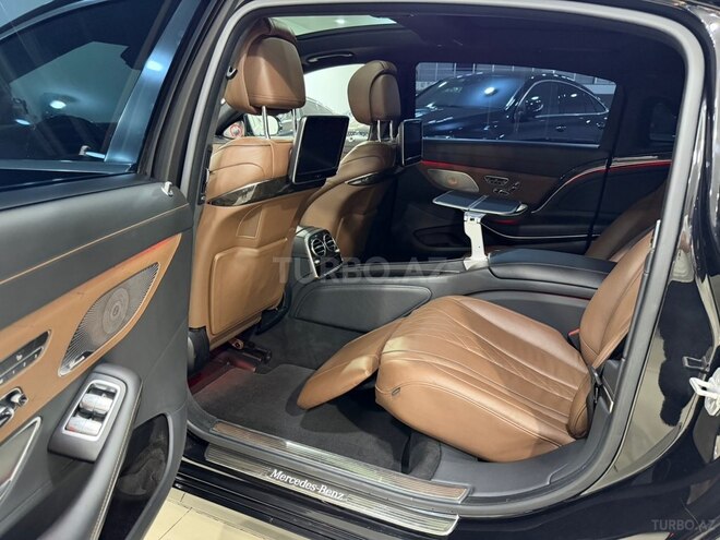 Mercedes-Maybach S 500-26
