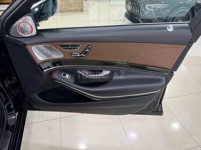 Mercedes-Maybach S 500-36