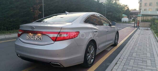 Hyundai Grandeur-16