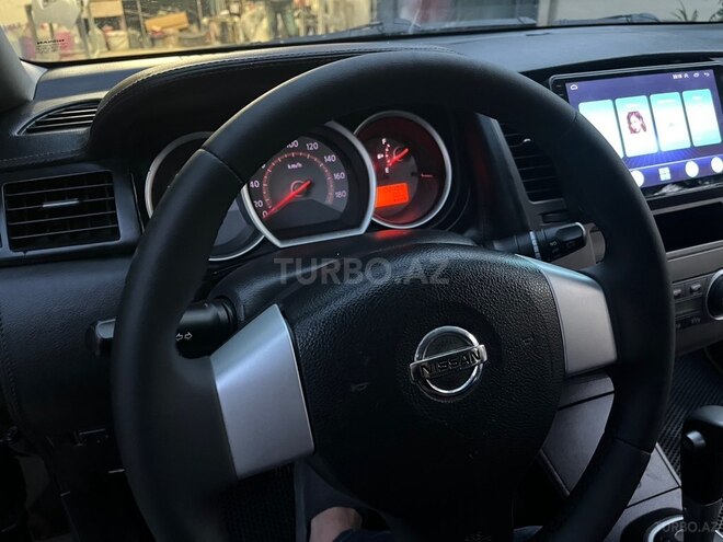 Nissan Tiida-4