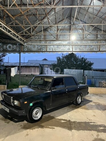 LADA (VAZ) 2107-5