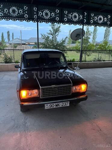 LADA (VAZ) 2107-13