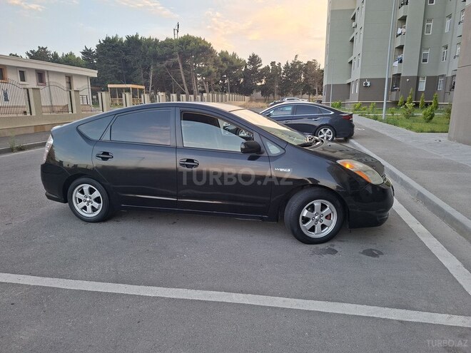 Toyota Prius-7