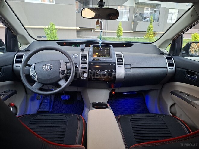 Toyota Prius-15