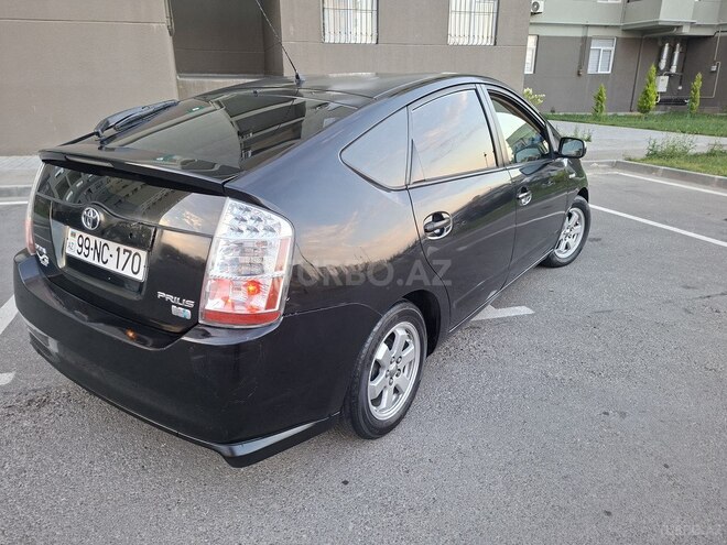 Toyota Prius-9
