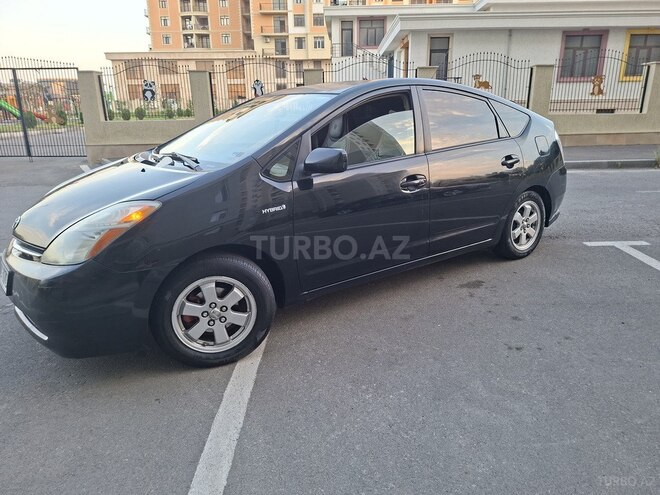 Toyota Prius-10
