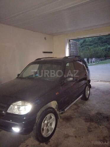 Chevrolet Niva-7